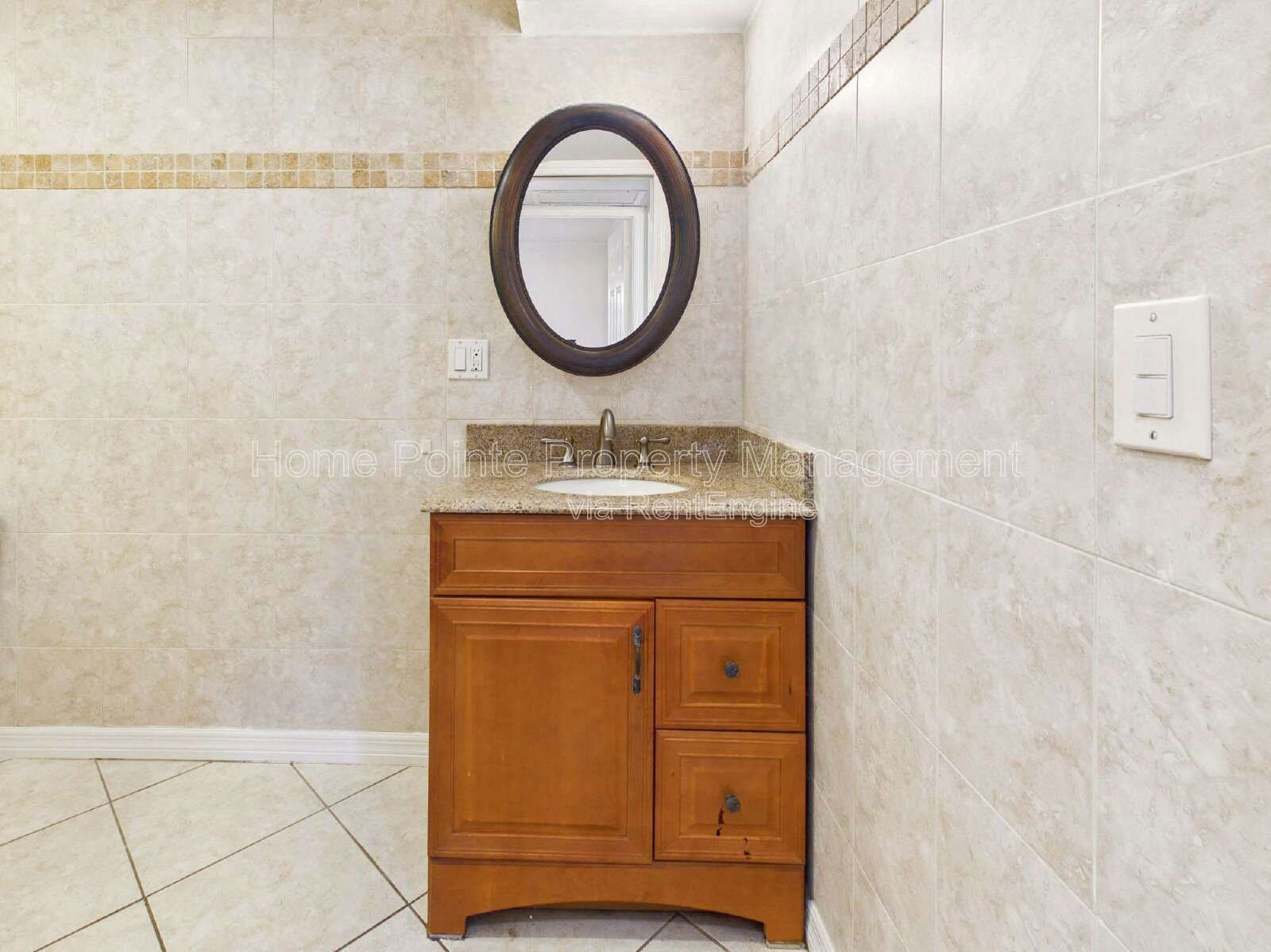 Beautifully Updated 2-Bed, 2-Bath Condo in South Pointe Villas property image