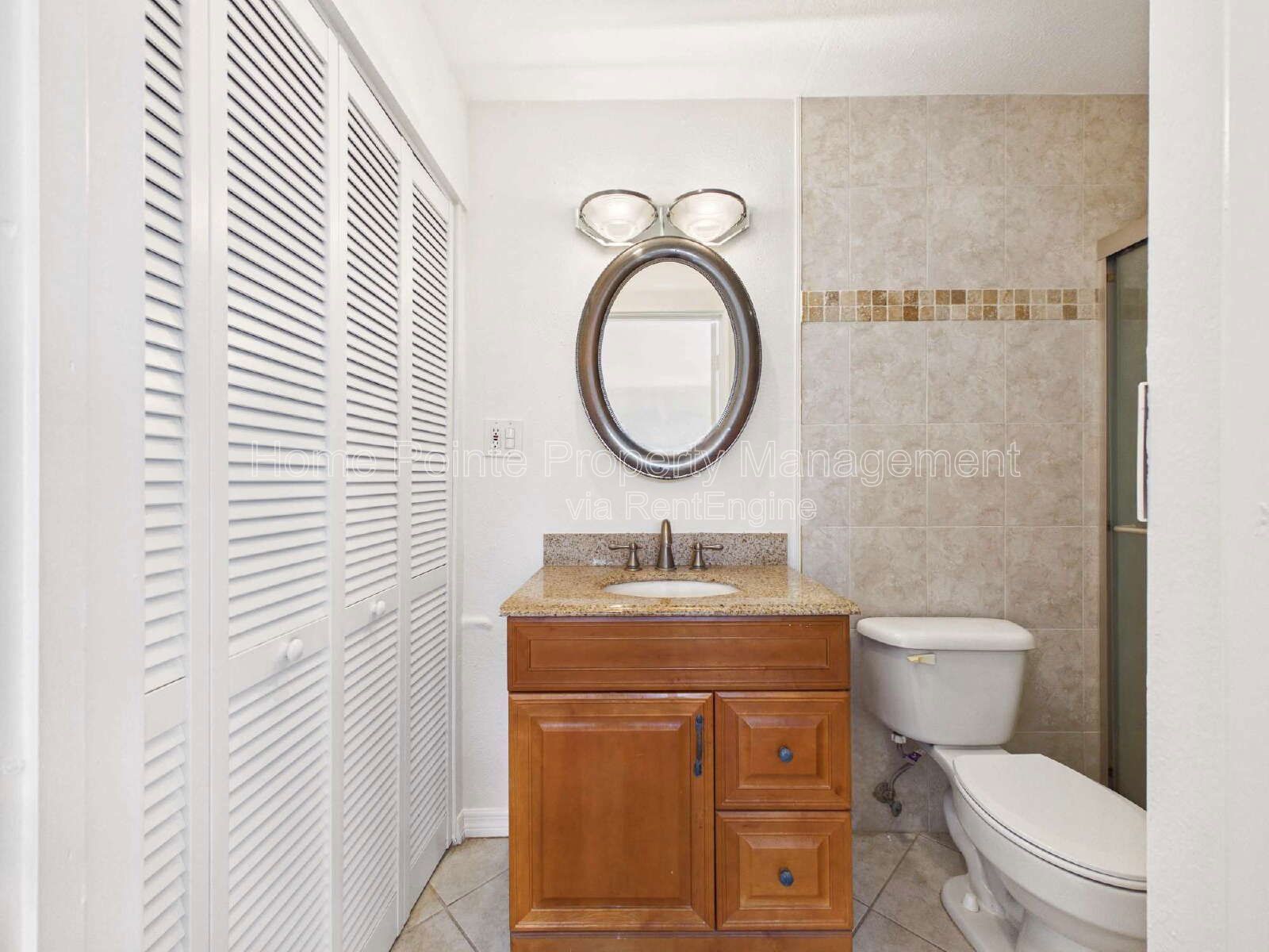 Beautifully Updated 2-Bed, 2-Bath Condo in South Pointe Villas property image