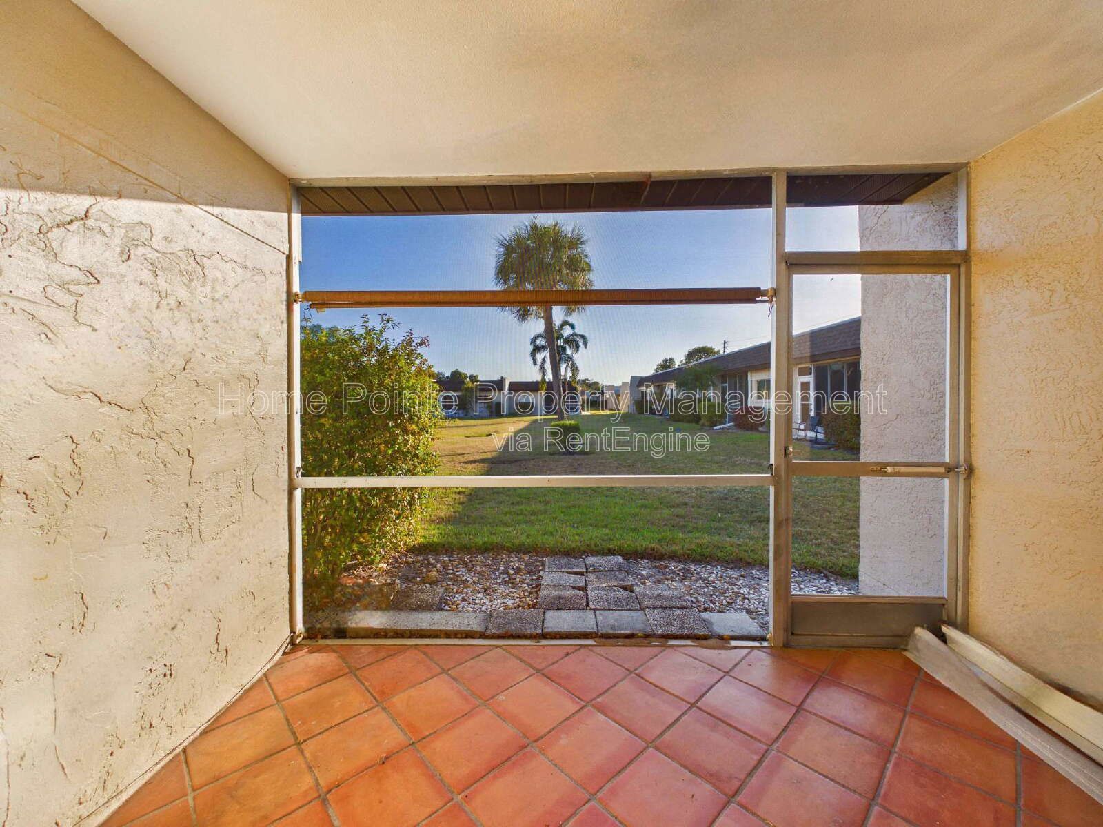 Beautifully Updated 2-Bed, 2-Bath Condo in South Pointe Villas property image