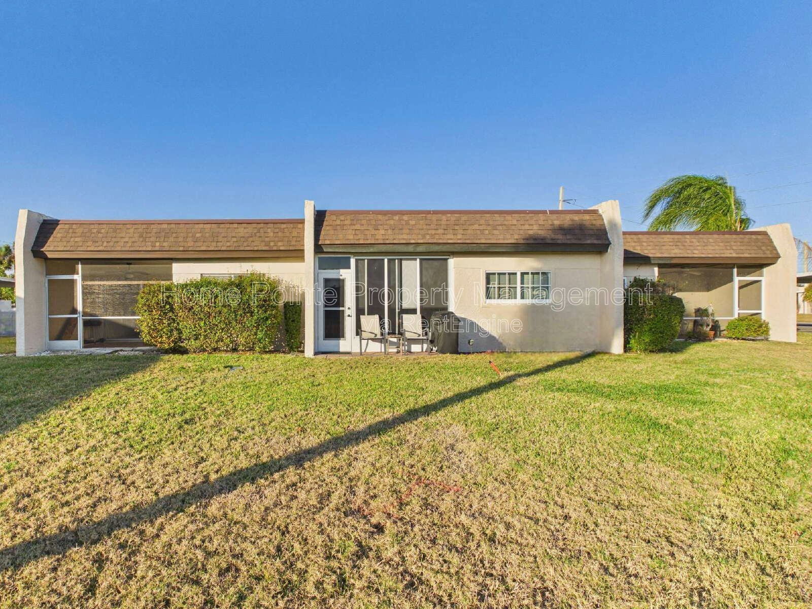 Beautifully Updated 2-Bed, 2-Bath Condo in South Pointe Villas property image