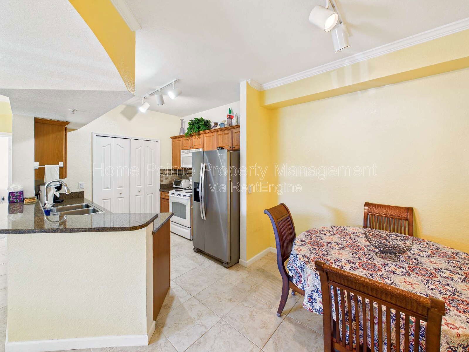 Naples Seasonal Rental – Furnished 2BR Positano Place ( April for $3495/mo) property image