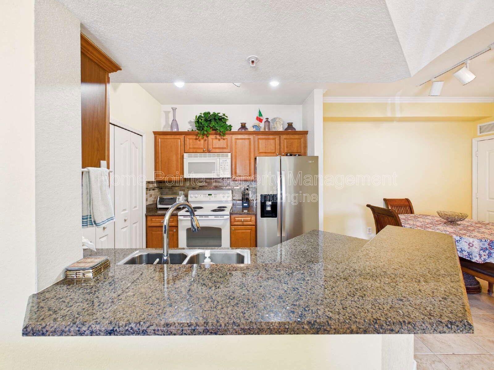 Naples Seasonal Rental – Furnished 2BR Positano Place ( April for $3495/mo) property image