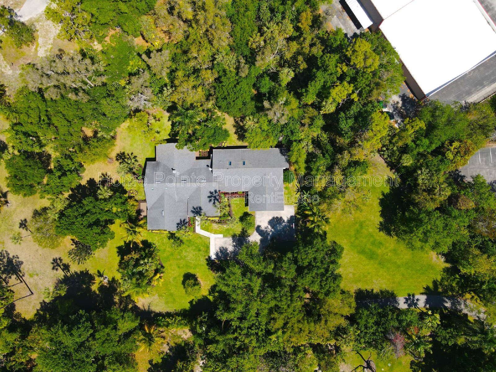 Elegant Two-Story Home with 4 Bedrooms, Den, and Ample Parking property image