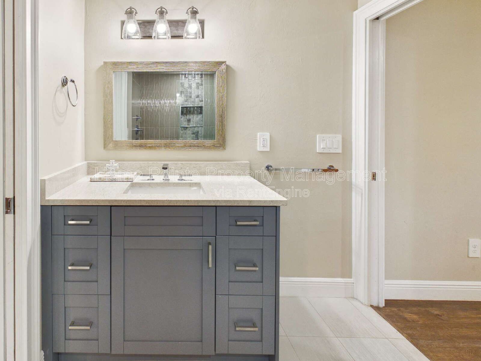 Elegant Two-Story Home with 4 Bedrooms, Den, and Ample Parking property image