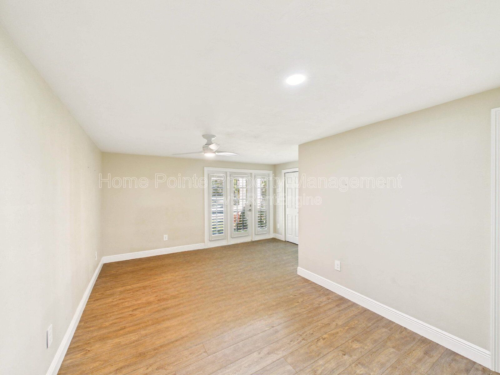 Elegant Two-Story Home with 4 Bedrooms, Den, and Ample Parking property image