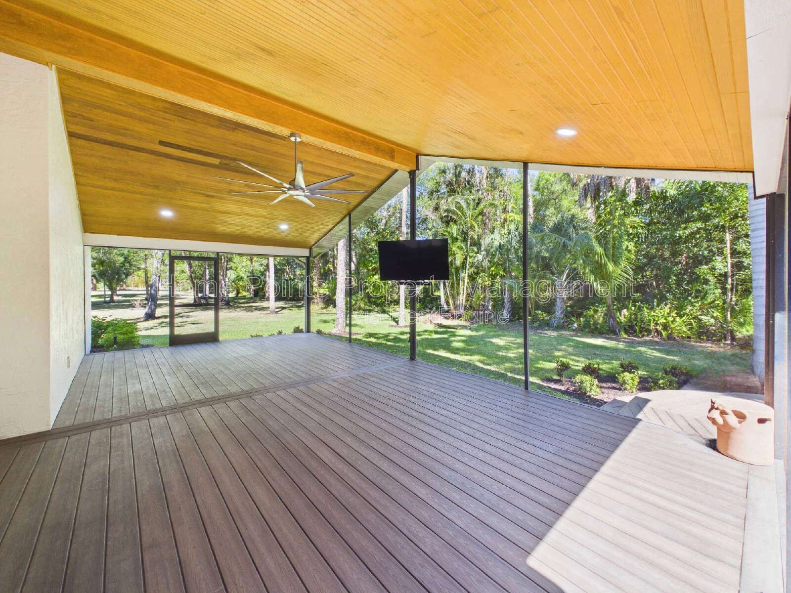 Elegant Two-Story Home with 4 Bedrooms, Den, and Ample Parking property image