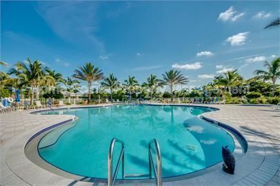 Gorgeous 2 bedroom villa sits lakefront in the resort-style community of Watermark in sunny Fort Myers, FL. property image