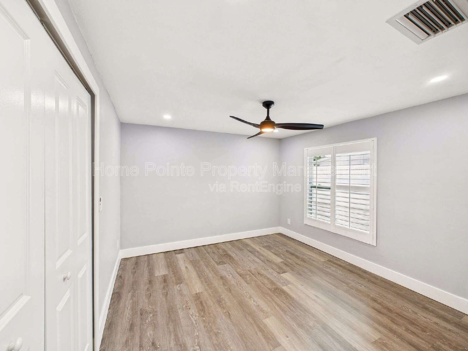Bright & Pet-Friendly 2BR Home in River Park – Available May 1, 2026 (Yearly Lease) property image