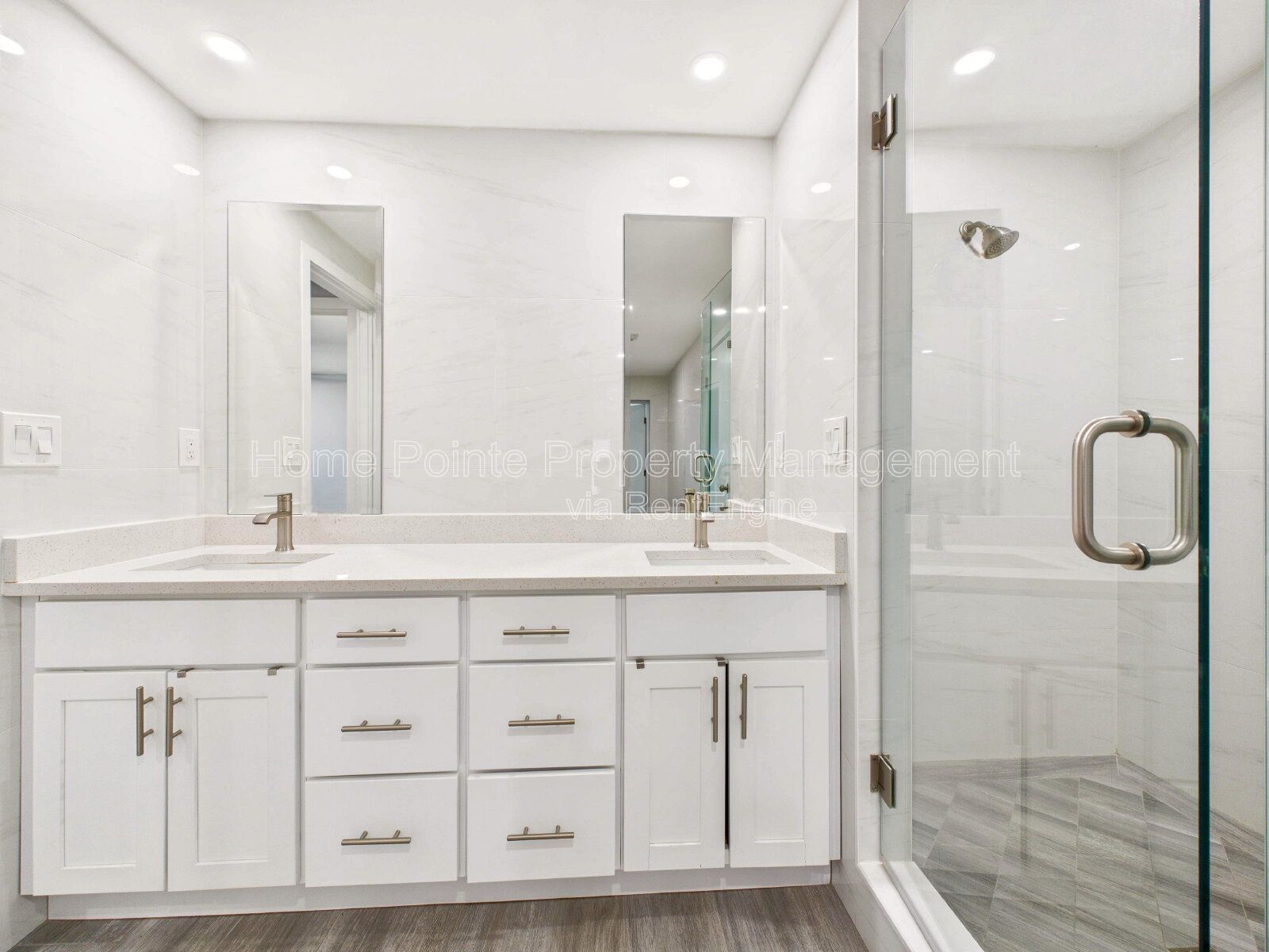 Bright & Pet-Friendly 2BR Home in River Park – Available May 1, 2026 (Yearly Lease) property image