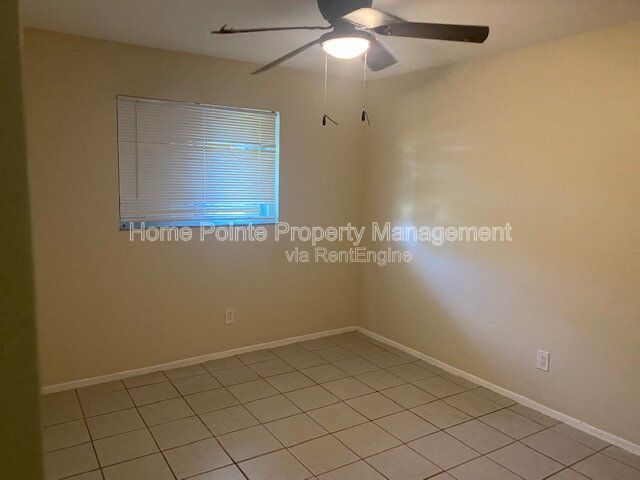 Charming 3 Bedroom, 2 Bath Duplex with Granite Counters and Stainless Appliances property image
