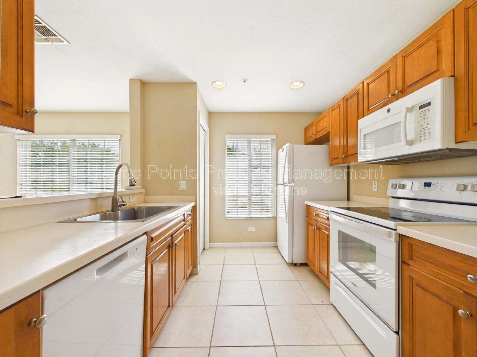 Spacious 3-Bedroom Townhome with Modern Upgrades in Gateway for $1,500/mo property image